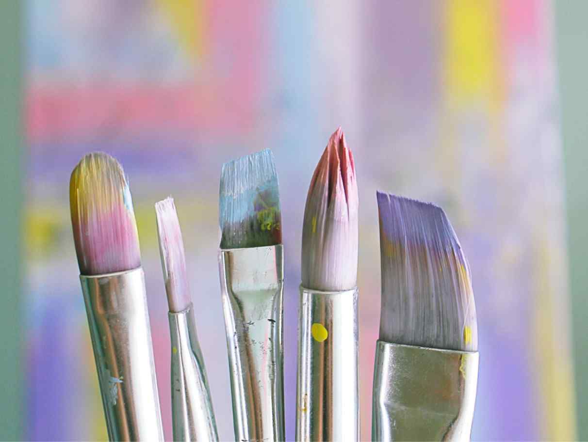 How to Use Acrylic Paint in Your Art